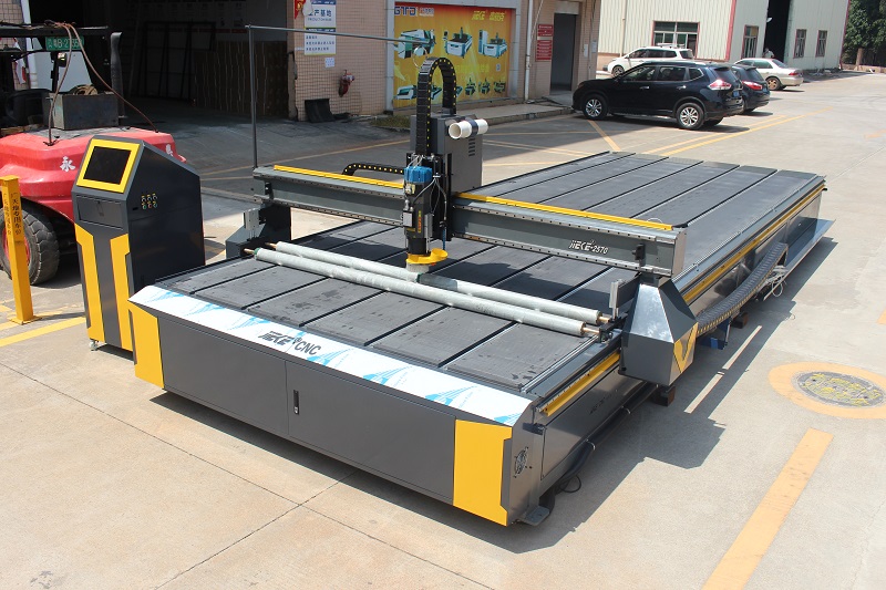 6163银河数控教您正确保养铝板雕刻机